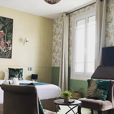 Hotel De La Cote Fleurie 2*
