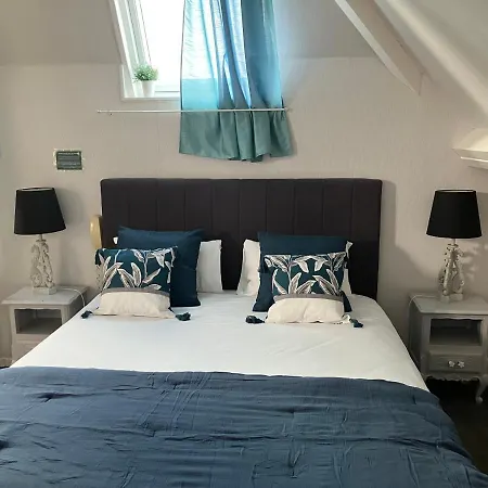 Hotel De La Cote Fleurie 2*