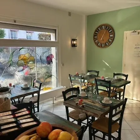 De La Cote Fleurie מלון 2*