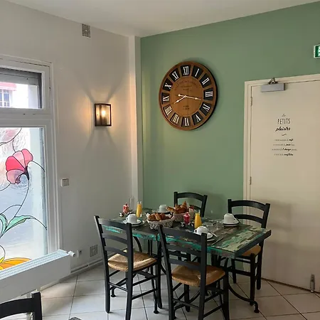 Hotel De La Cote Fleurie 2*