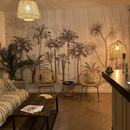 De La Cote Fleurie Hotel 2*