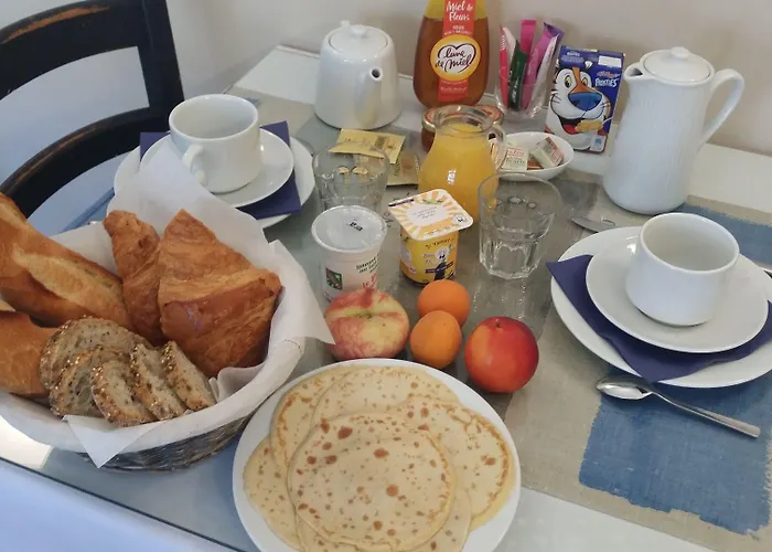 Hotel De La Cote Fleurie 2*