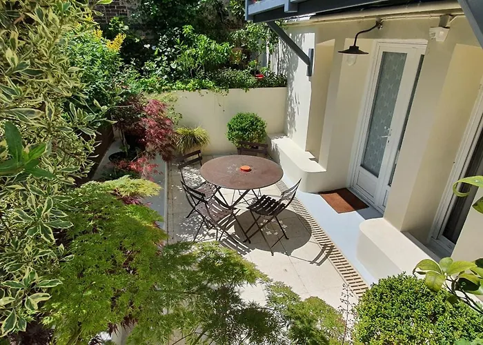 De La Cote Fleurie Довиль